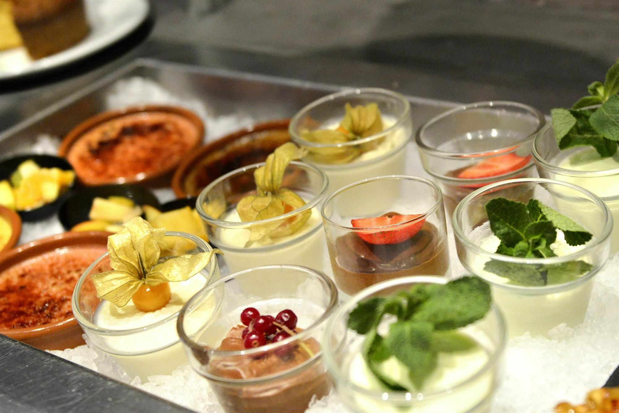 Comfort Hotel Orleans סרן מראה חיצוני תמונה