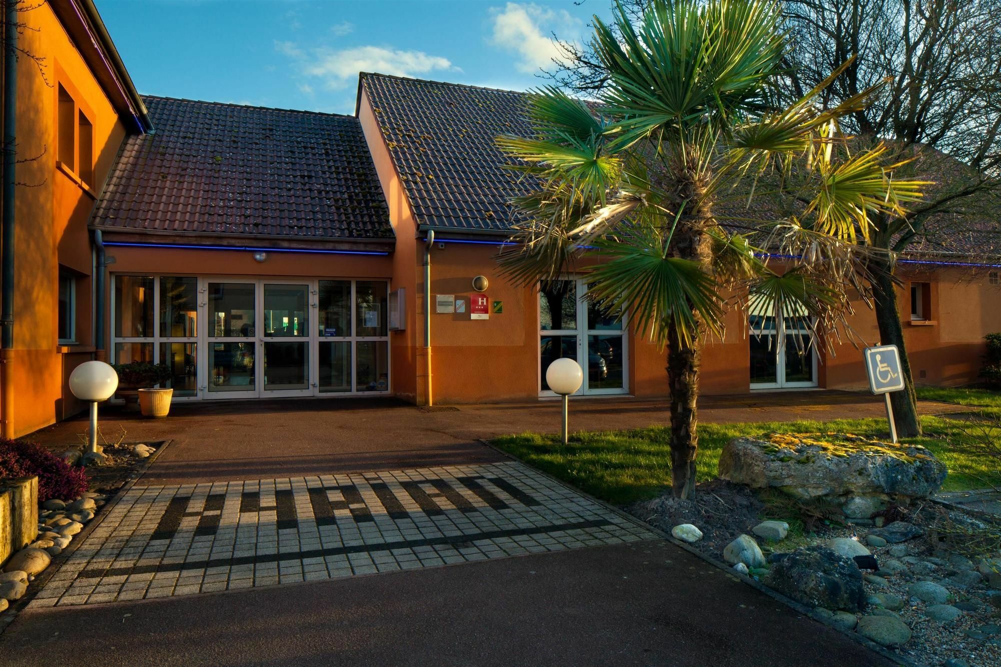 Comfort Hotel Orleans סרן מראה חיצוני תמונה